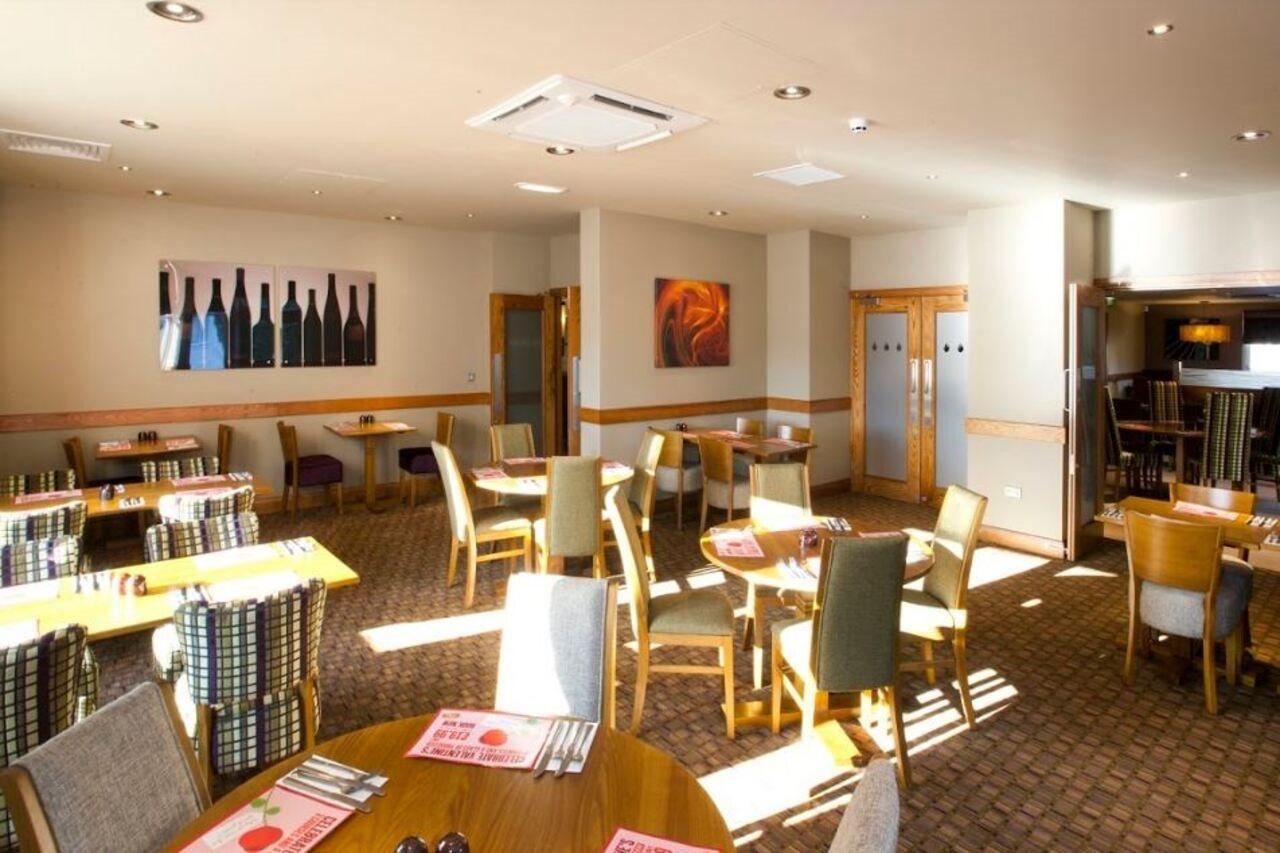 Premier Inn Inverness West Ngoại thất bức ảnh