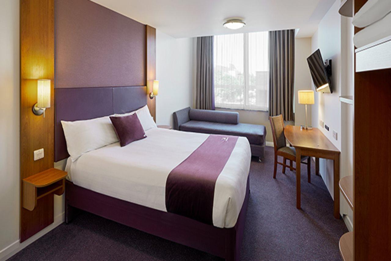 Premier Inn Inverness West Ngoại thất bức ảnh
