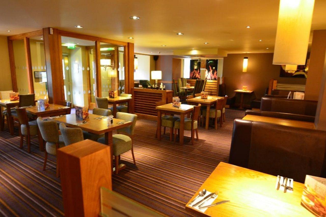 Premier Inn Inverness West Ngoại thất bức ảnh